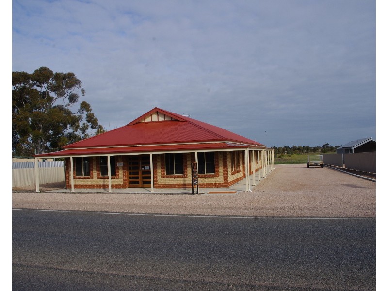 62  Kadina Road, Moonta SA 5558