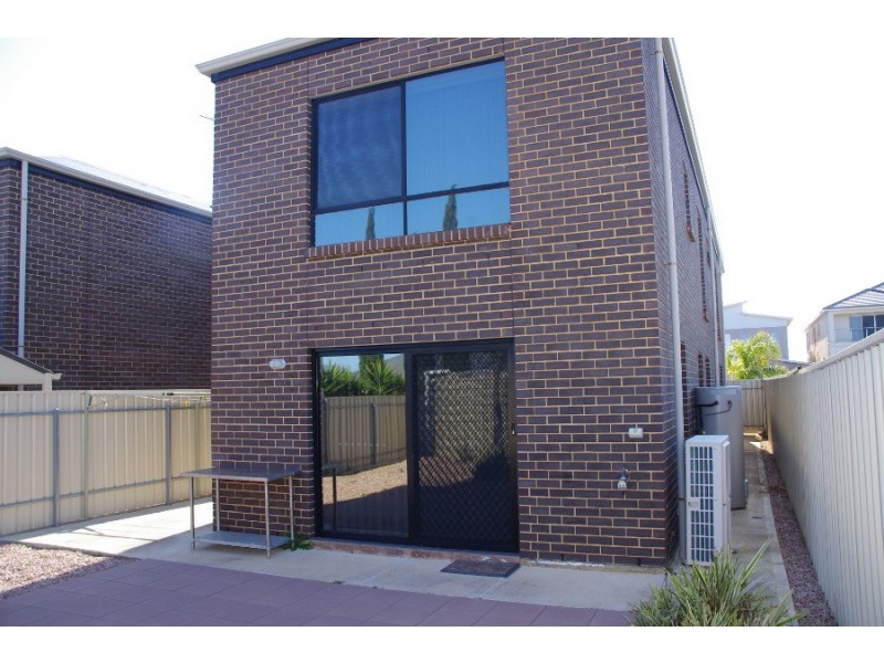8b Richards Terrace, Port Hughes SA 5558