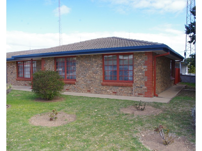 8b Percy Street, Moonta Bay SA 5558