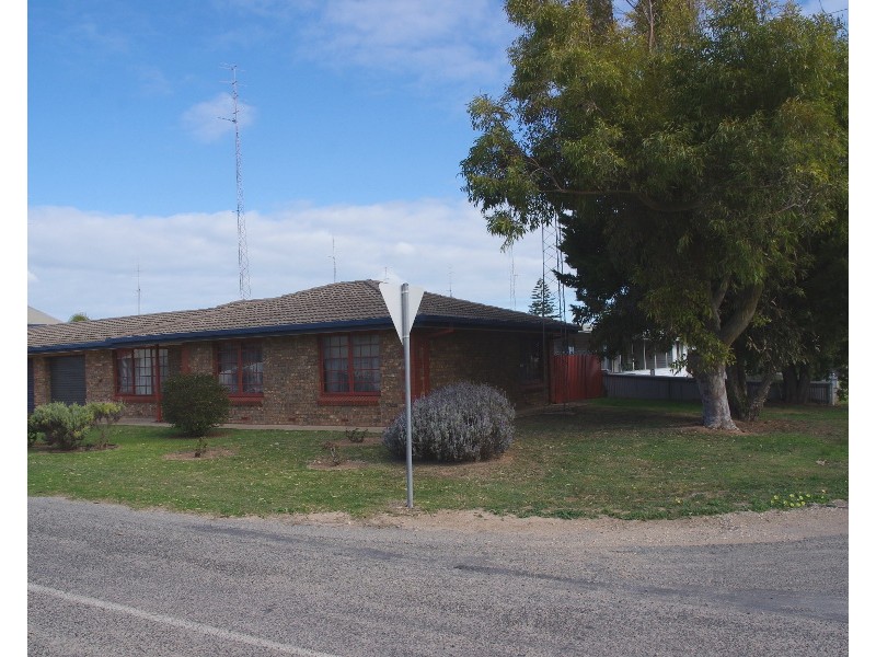 8b Percy Street, Moonta Bay SA 5558