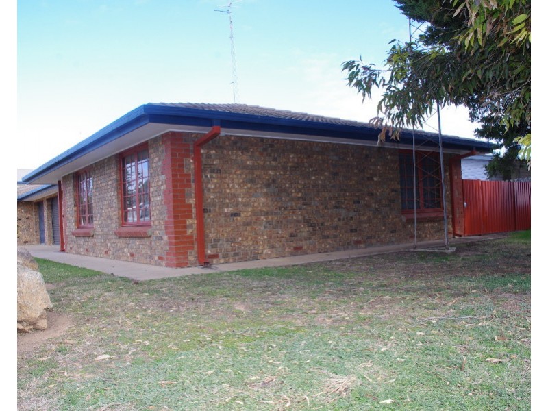 8b Percy Street, Moonta Bay SA 5558