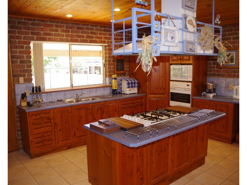 23 Westside Avenue, Moonta Bay SA 5558