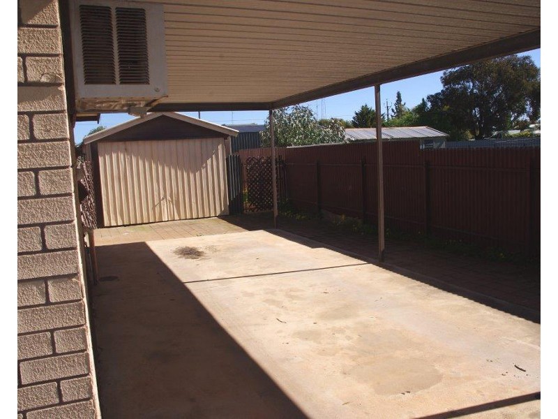 5 Moontana Avenue, Moonta Bay SA 5558