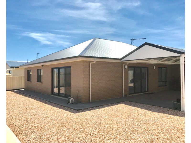 6 Freeman Court, Moonta Bay SA 5558