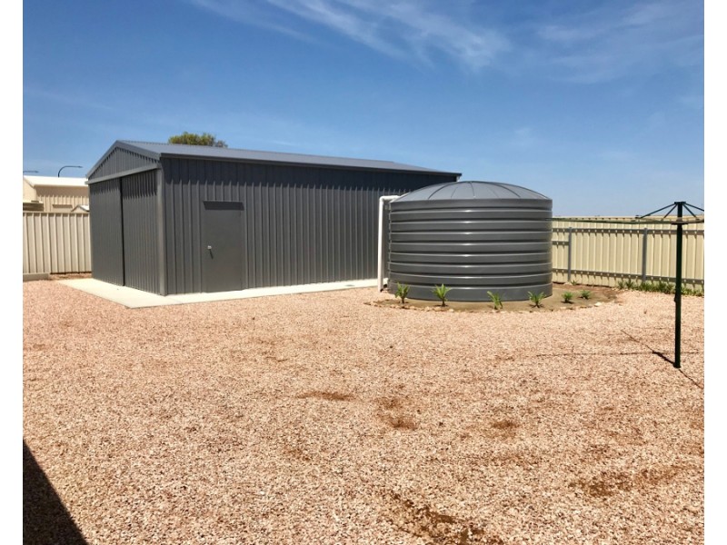 6 Freeman Court, Moonta Bay SA 5558