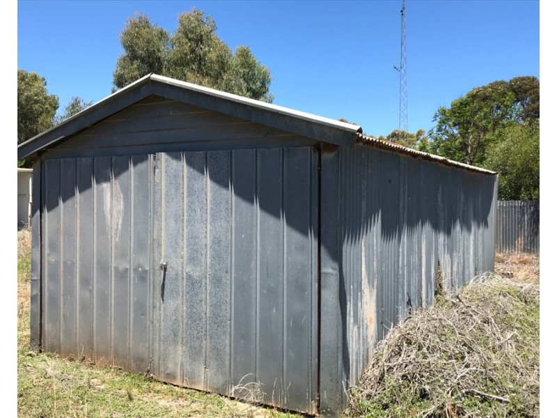 3 Moontana Avenue, Moonta Bay SA 5558