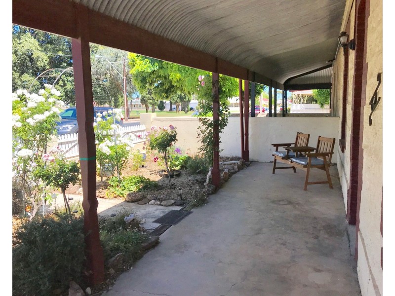 62 George Street, Moonta SA 5558