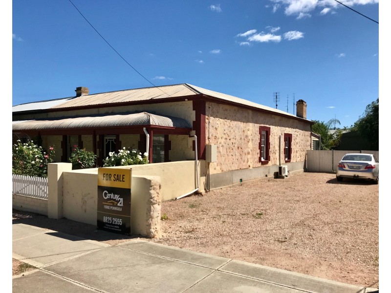 62 George Street, Moonta SA 5558