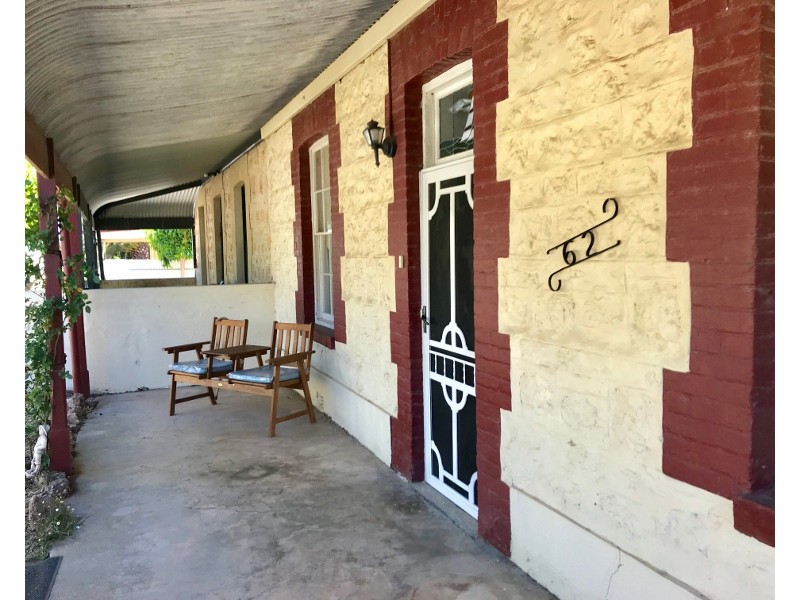 62 George Street, Moonta SA 5558