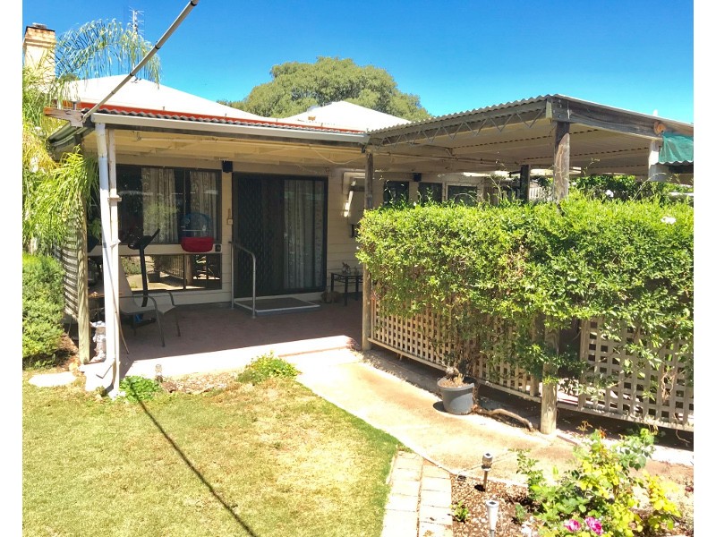 62 George Street, Moonta SA 5558