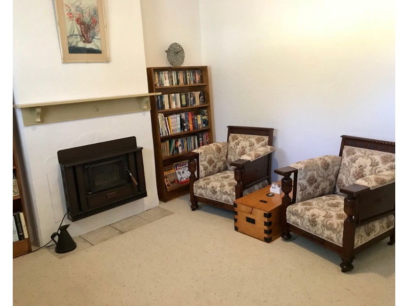 74 George Street, Moonta SA 5558