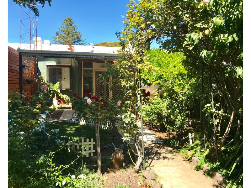 74 George Street, Moonta SA 5558