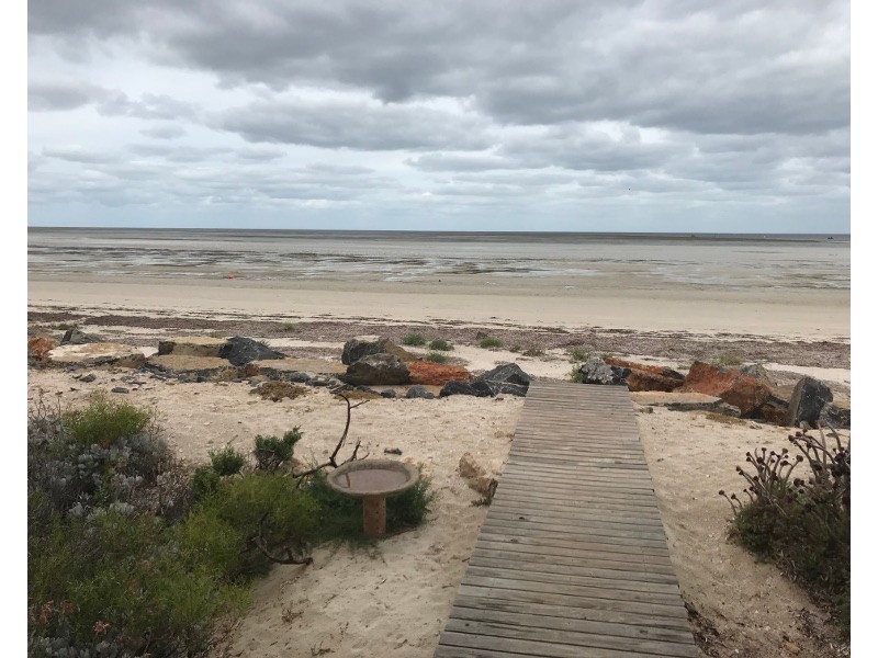 24 Chinaman Wells Road, Chinaman Wells SA 5573