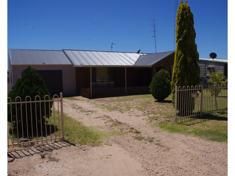 39 Haylock Road, Moonta Bay SA 5558