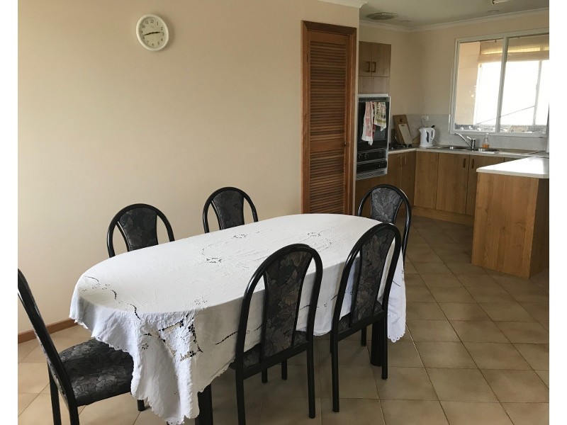 34 Trelawney Street, Moonta Bay SA 5558