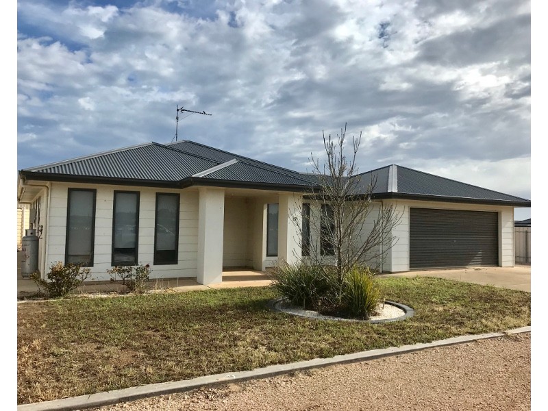 17 Chapman Road, Moonta Bay SA 5558