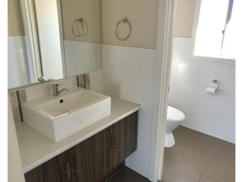 27 Islesworth Street, Wallaroo SA 5556