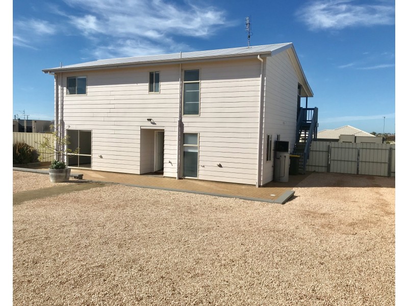 27 Islesworth Street, Wallaroo SA 5556
