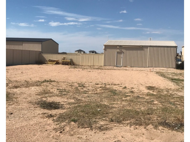 10 Keen Street, Moonta Bay SA 5558