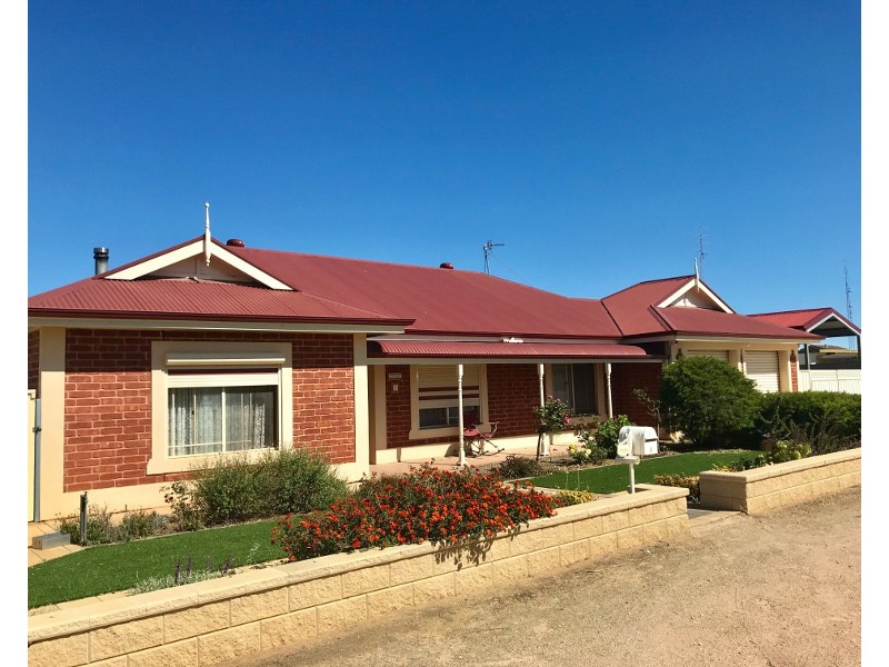 9 Stocker Street, Moonta Bay SA 5558
