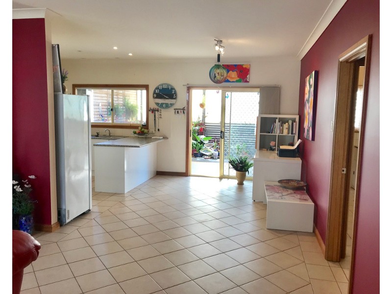 9 Stocker Street, Moonta Bay SA 5558