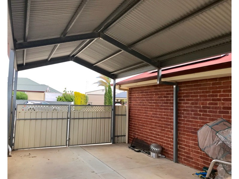 9 Stocker Street, Moonta Bay SA 5558