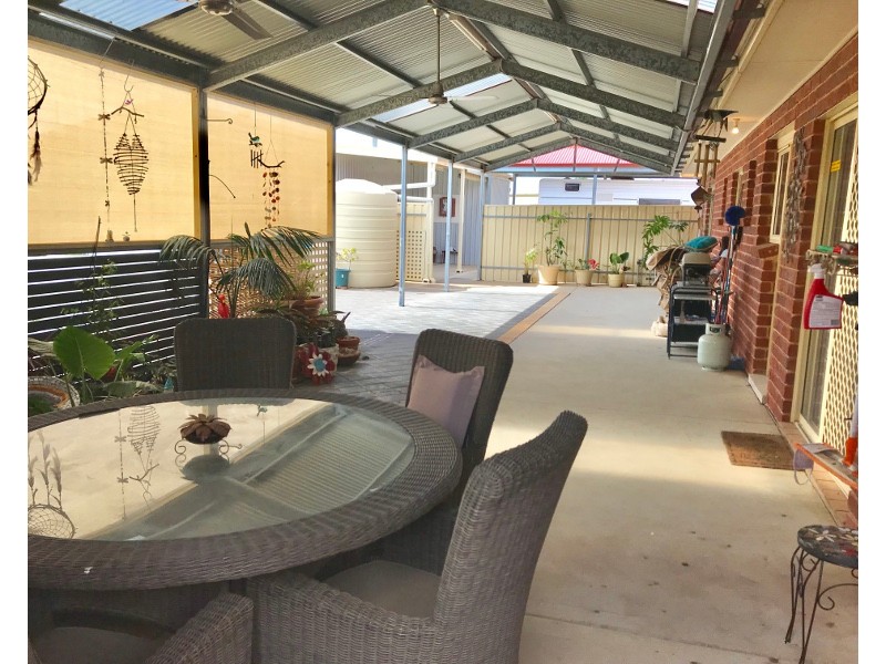 9 Stocker Street, Moonta Bay SA 5558