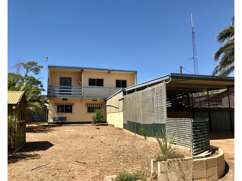 33 Randolph Street, Port Hughes SA 5558