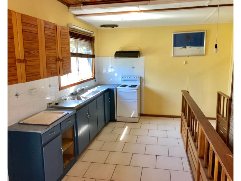 33 Randolph Street, Port Hughes SA 5558