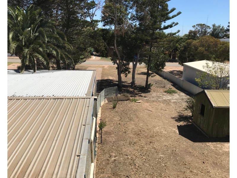 33 Randolph Street, Port Hughes SA 5558