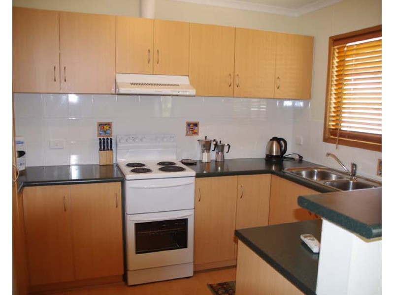 16 Matta Road, Wallaroo SA 5556
