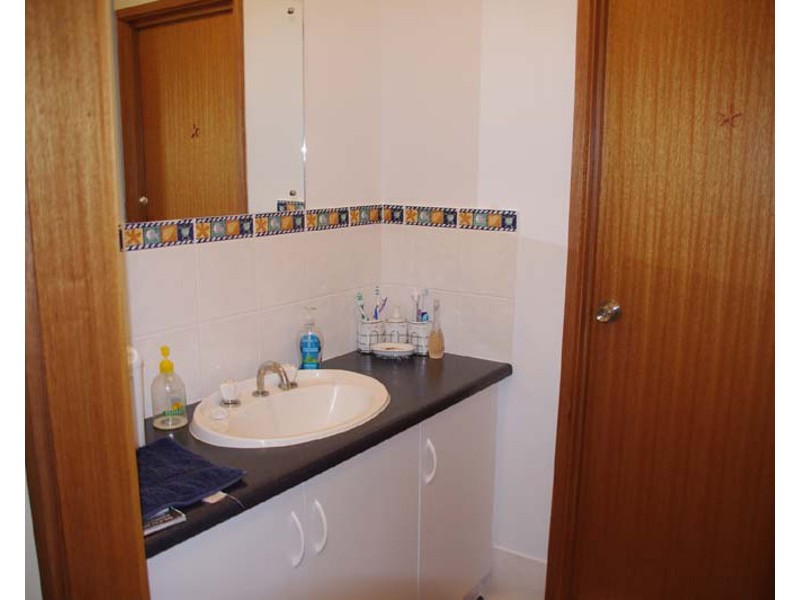 16 Matta Road, Wallaroo SA 5556