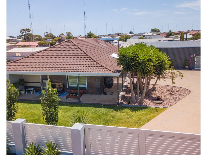 4 Learmond Court, Moonta Bay SA 5558