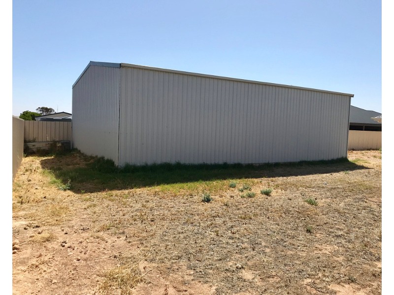 9 Hazel Street, Moonta Bay SA 5558