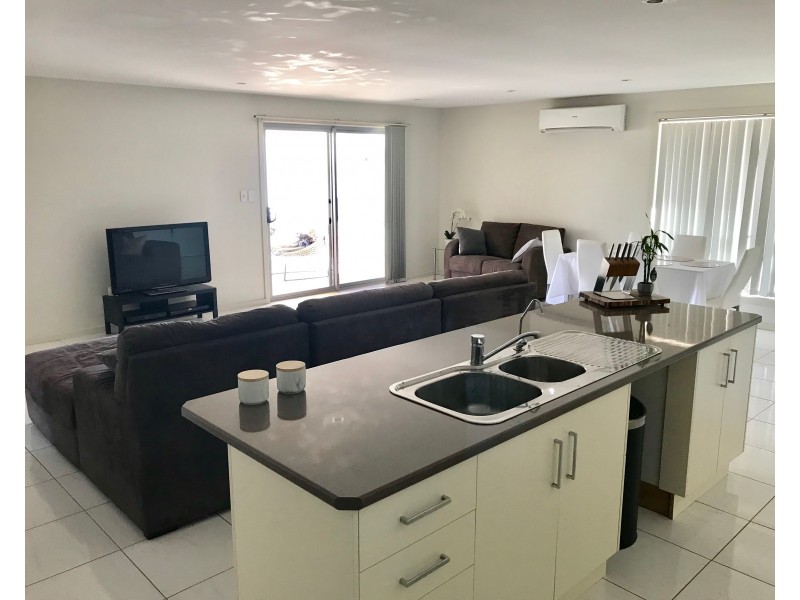 9 Hazel Street, Moonta Bay SA 5558