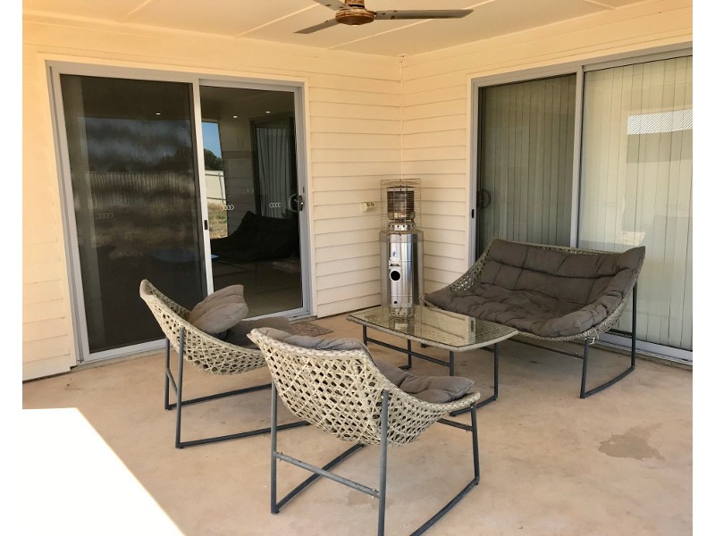 9 Hazel Street, Moonta Bay SA 5558