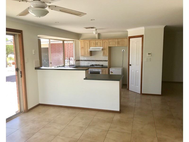 34 Moontana Avenue, Moonta Bay SA 5558