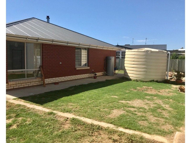 34 Moontana Avenue, Moonta Bay SA 5558