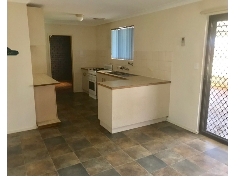 1 Nankivell Street, Moonta Bay SA 5558