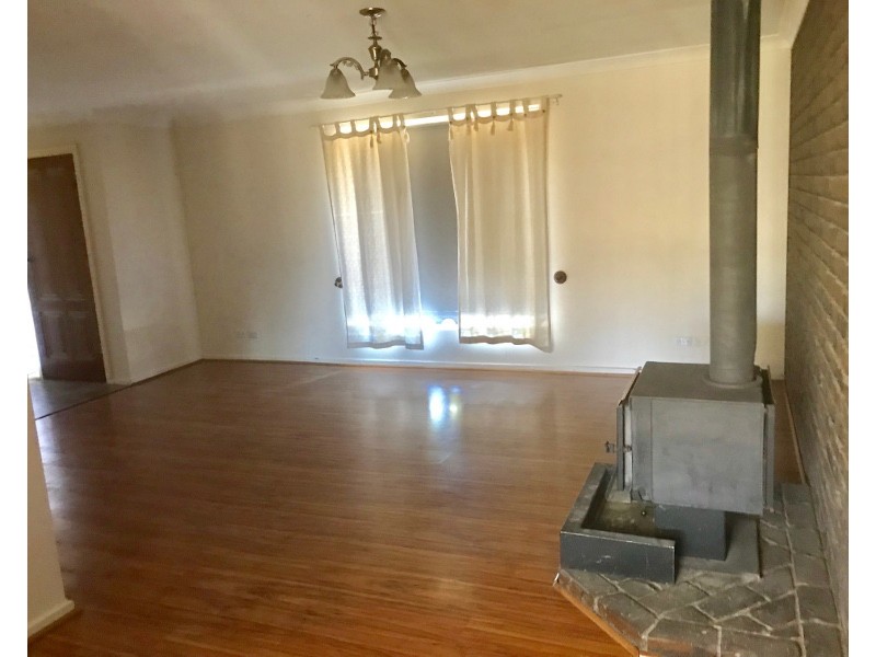 1 Nankivell Street, Moonta Bay SA 5558