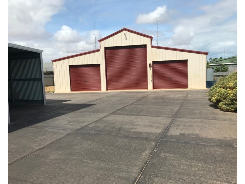 30 Harrys Point Road, Port Hughes SA 5558