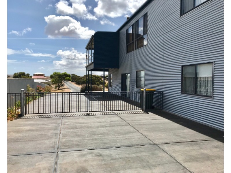 30 Harrys Point Road, Port Hughes SA 5558