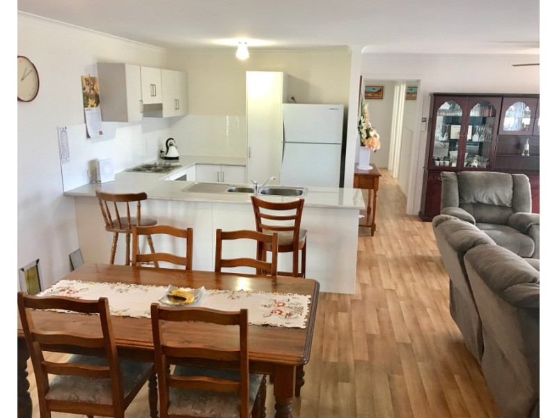 3 Chapple Street, Moonta Bay SA 5558