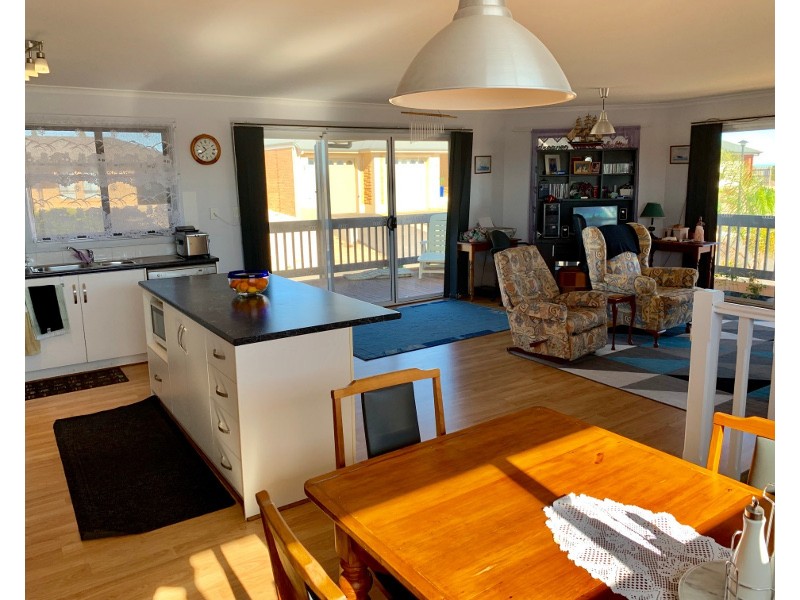 6 Hosking Place, Port Hughes SA 5558