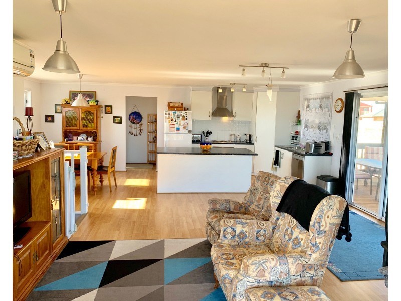 6 Hosking Place, Port Hughes SA 5558