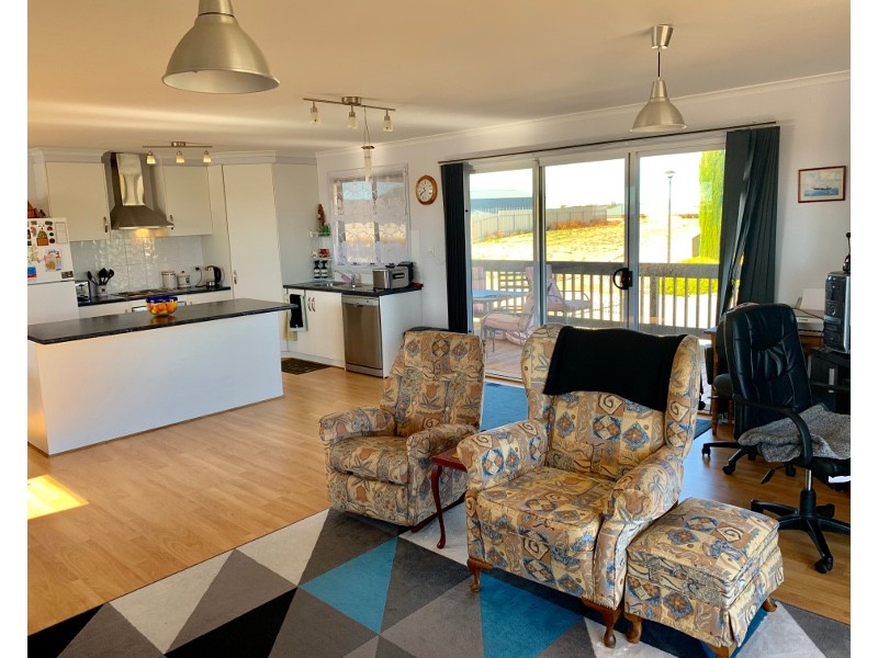 6 Hosking Place, Port Hughes SA 5558