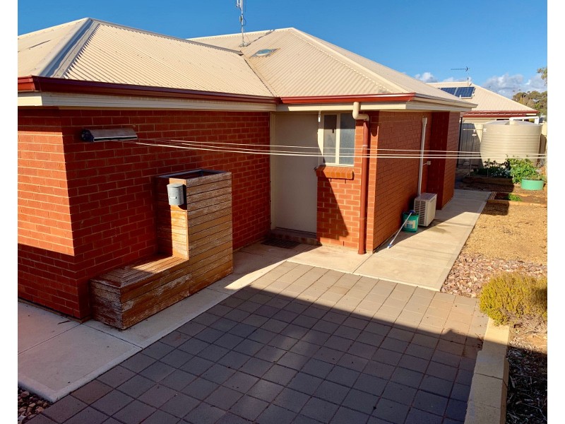3 Shorter Street, Moonta Bay SA 5558
