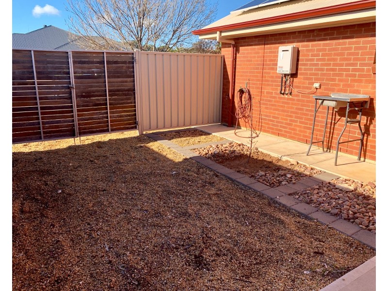 3 Shorter Street, Moonta Bay SA 5558