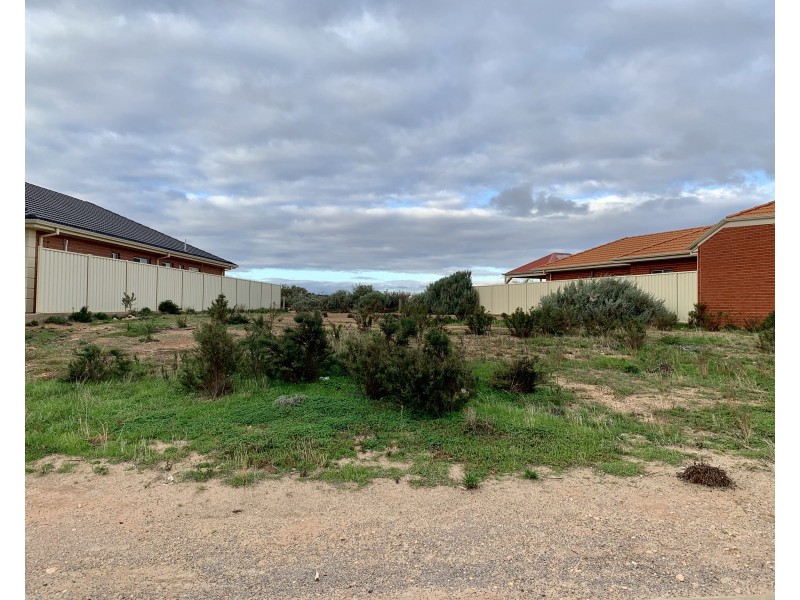 15 Pommern Way, Wallaroo SA 5556