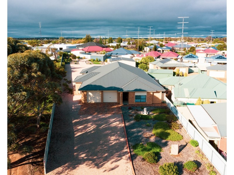 6  Connor Road, Moonta Bay SA 5558